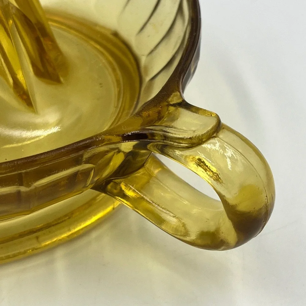 Amber Glass Citrus Juicer Reamer Yellow Kitchenware Vintage